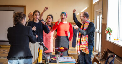 Une orange, deux mondes : dans les coulisses d’un système alimentaire qui ne tient plus